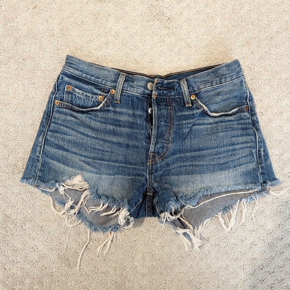 Levi's 501 Original Shorts - Picture 1 of 5